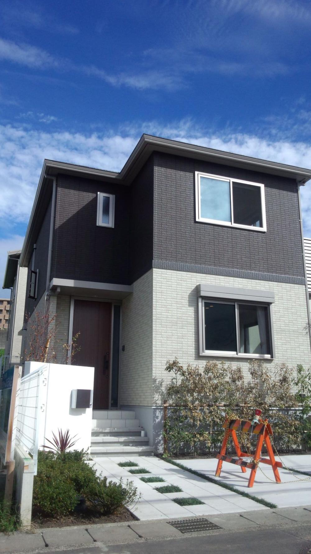 Local appearance photo