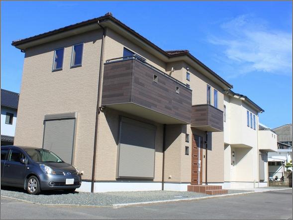 Local appearance photo. Local (10 May 2010) Shooting