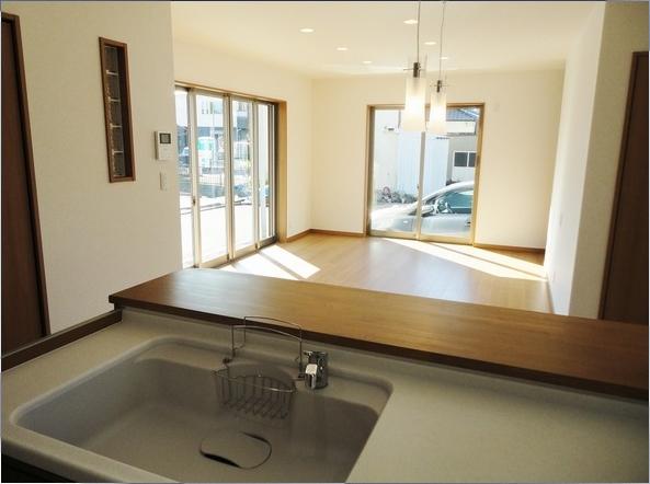 Kitchen. Indoor (10 May 2013) Shooting