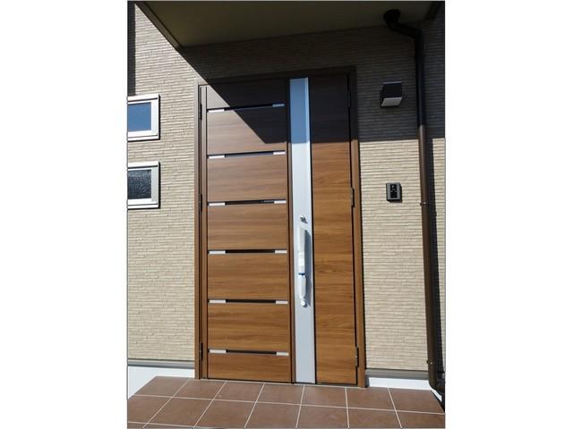 Entrance. Local (10 May 2013) Shooting