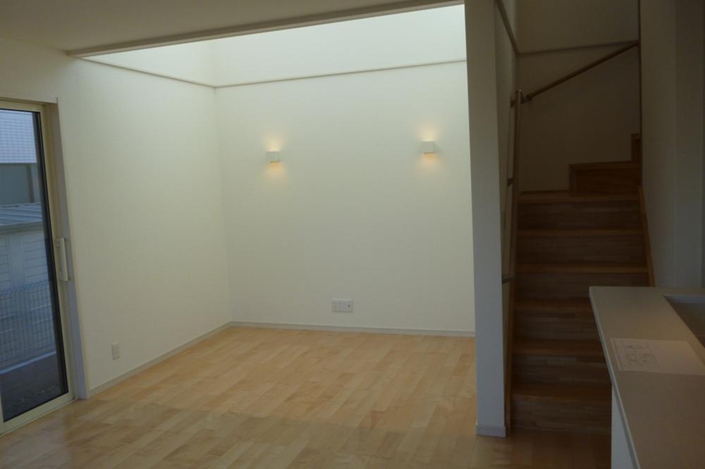 Living. Indoor (11 May 2012) shooting