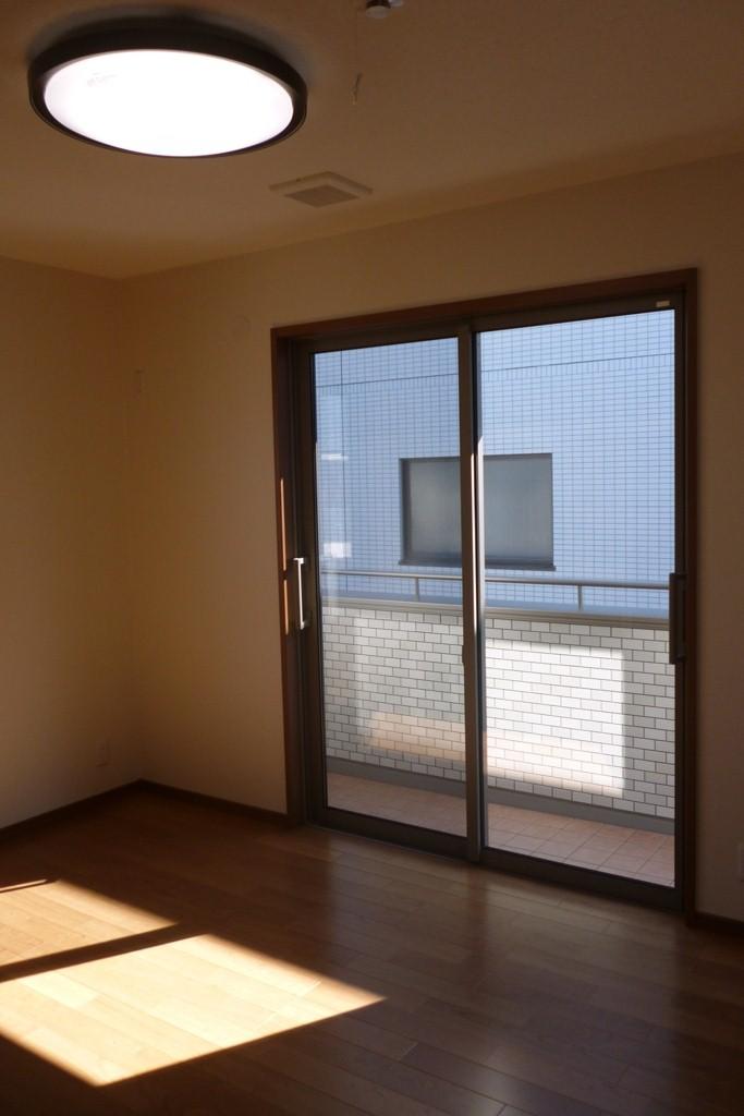 Living. Space making the room to be able to spend comfortably in the next generation energy-saving standards (November 2012) shooting