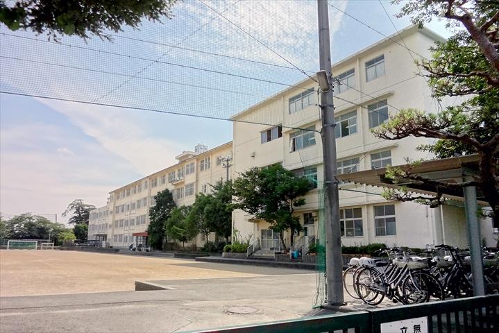 Junior high school. 2006m to Shizuoka Municipal Toyota Junior High School