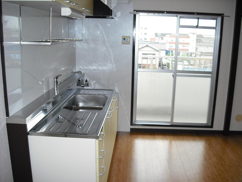 Living and room. Image is after renovation.