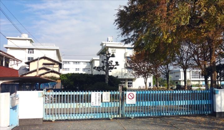 Primary school. 1040m to Shizuoka Municipal Osadakita Elementary School