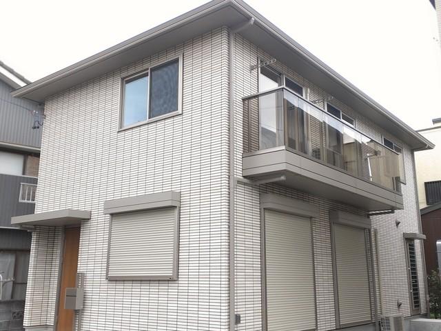 Local appearance photo. Local (10 May 2013) Shooting