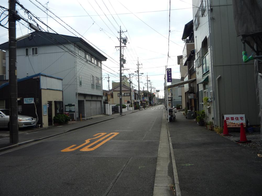 Streets around. Shizuoka Station is close to the residential area. Rare property! 