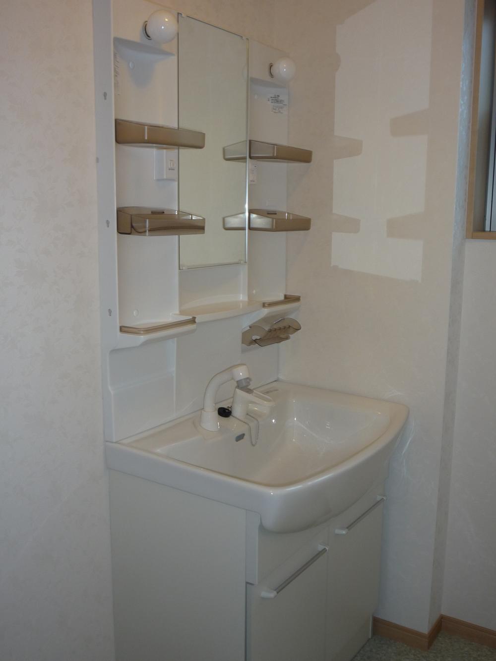 Same specifications photos (Other introspection). Wash basin with shampoo dresser