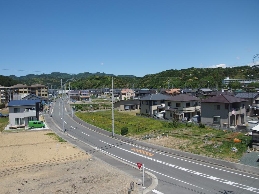 Sale already cityscape photo. In the subdivision is spread is the road that has been in place, Enjoy and even less walking and cycling through the car. Local (May 2013) Shooting.  ※ The building in the photo is not directly related to the time of Property for Sale