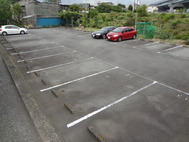 Parking lot. ☆ Widely parked easy parking ☆