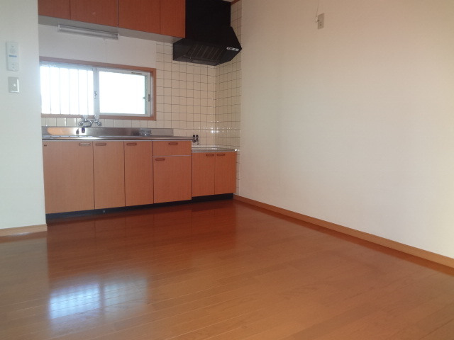 Other room space.  ☆ DK8.25 Pledge of flooring ☆