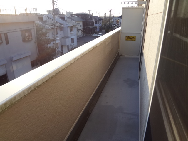 Balcony.  ☆ Vantage Berukoni ☆