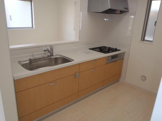 Same specifications photo (kitchen). Past construction cases (kitchen)