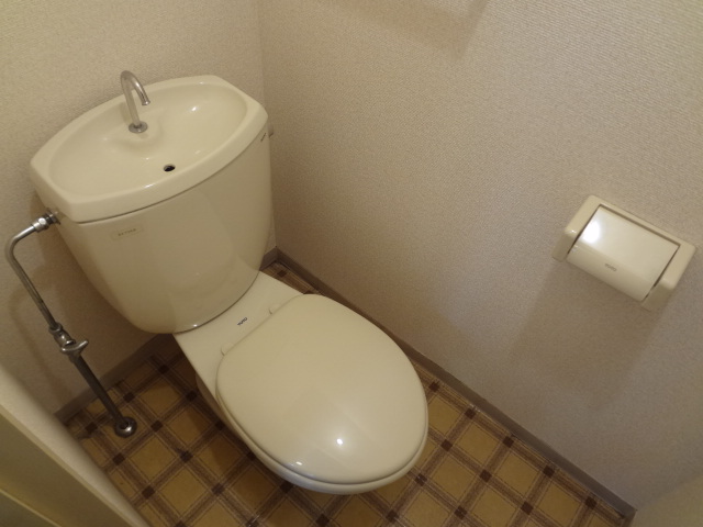 Toilet.  ☆ Toilet with cleanliness ☆