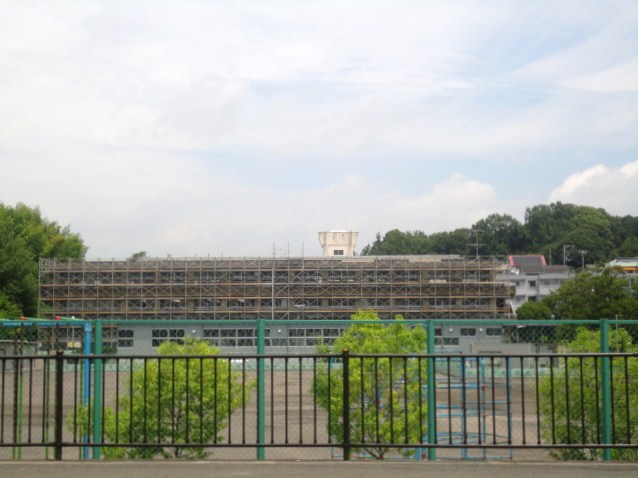 Primary school. 1372m until kannami Tatsuhigashi elementary school (elementary school)