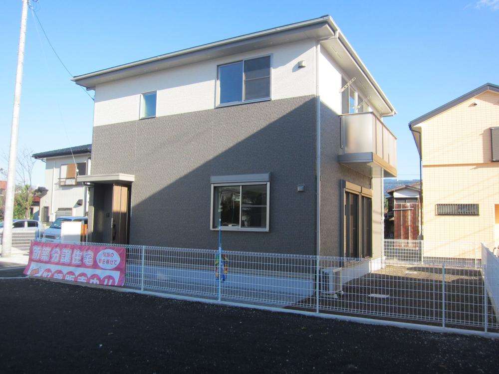 Local photos, including front road