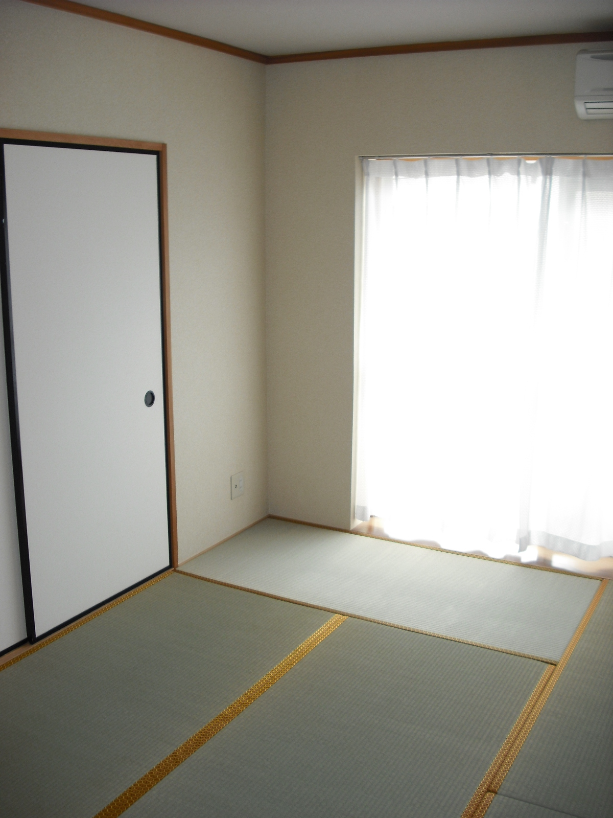 Other room space. Japanese-style through from the living room