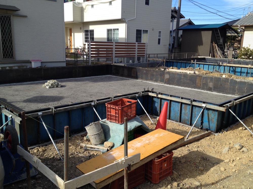 Local appearance photo. Local (12 May 2013) Shooting