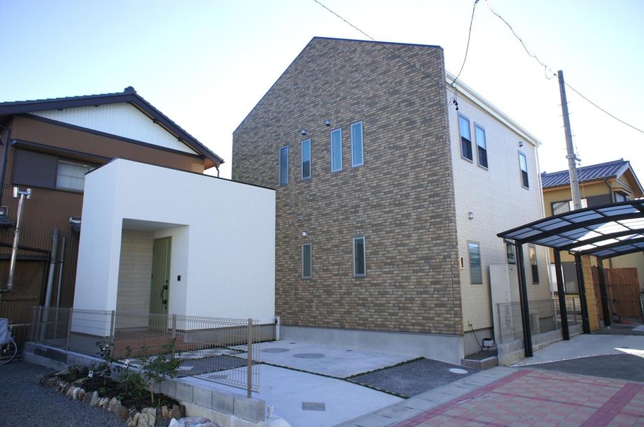 Local appearance photo