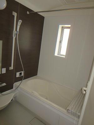 Same specifications photo (bathroom). Bathroom of the same specification