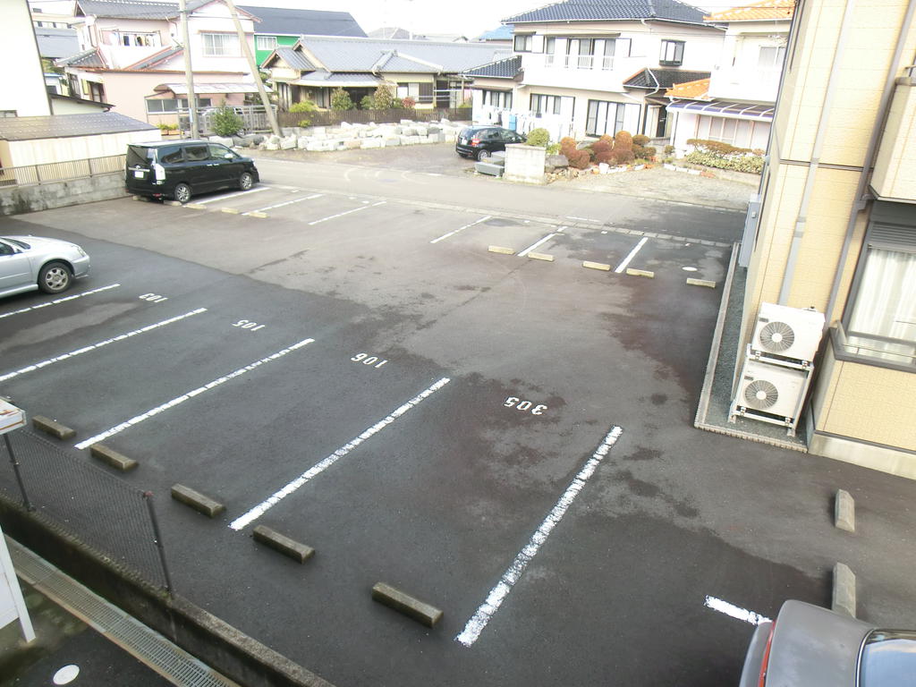 Parking lot