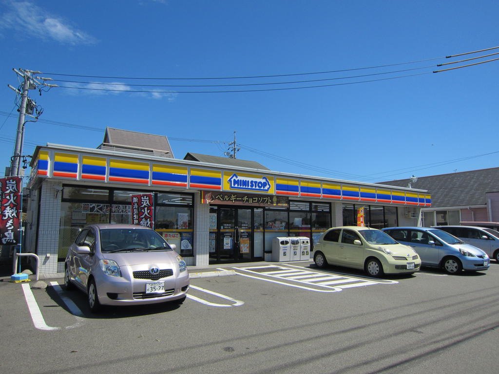 Convenience store. MINISTOP Yaizu Nishikogawa store up (convenience store) 430m