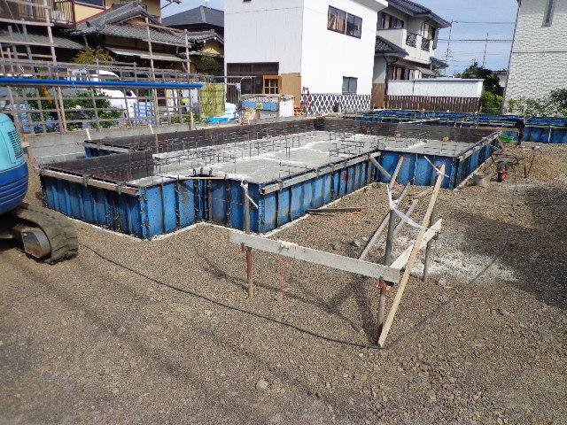 Local appearance photo. Local (10 May 2013) Shooting