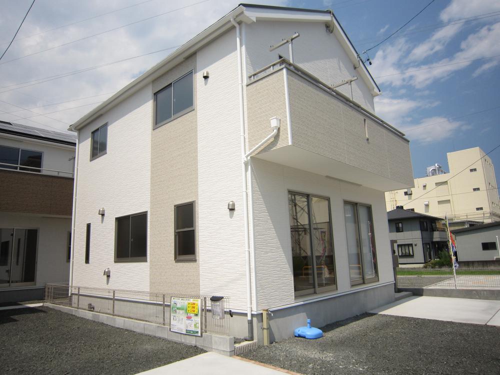 Rendering (appearance). Appearance construction cases