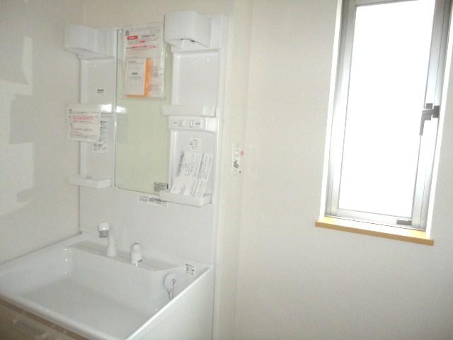 Same specifications photos (Other introspection)