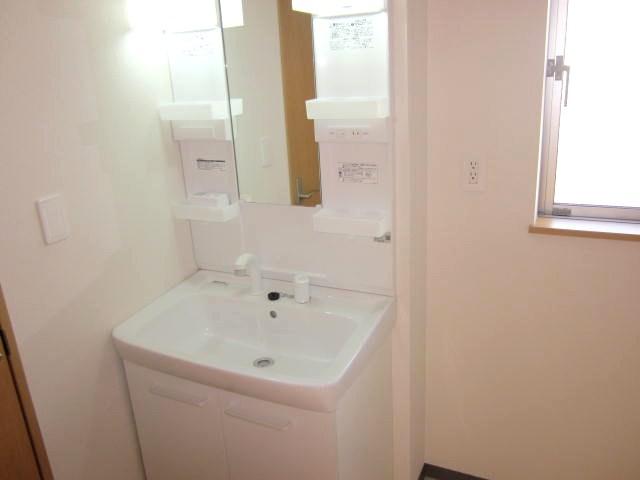 Same specifications photos (Other introspection)