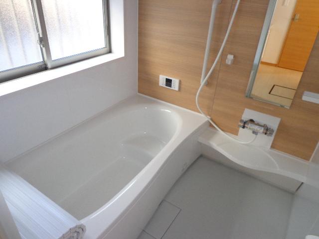 Same specifications photo (bathroom). Same specifications