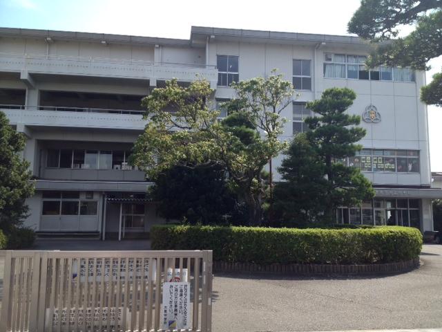 Junior high school. Yaizu 1707m to stand Toyoda junior high school