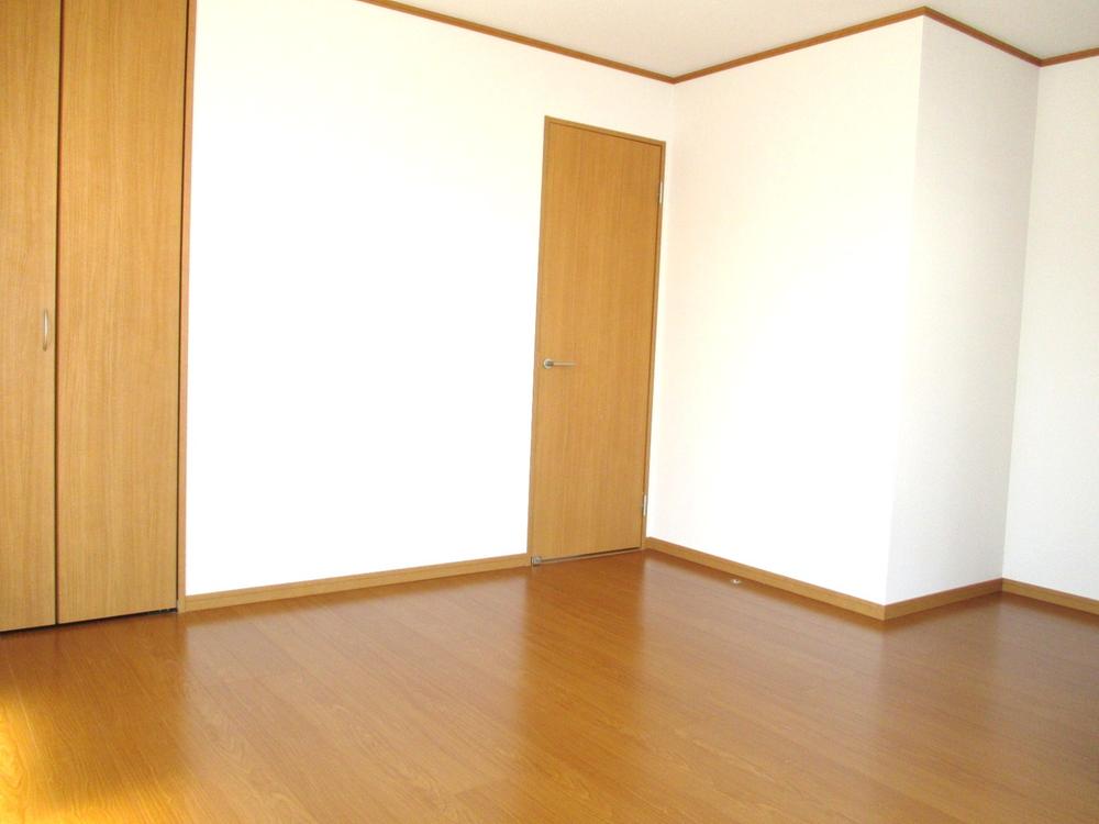 Same specifications photos (Other introspection)