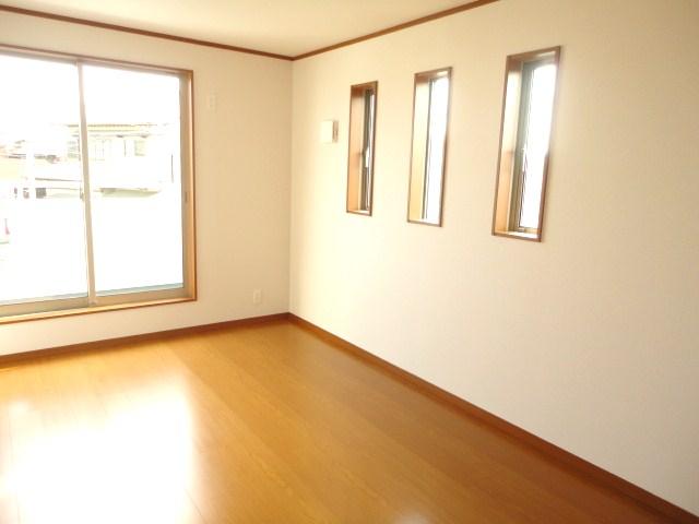 Same specifications photos (Other introspection)