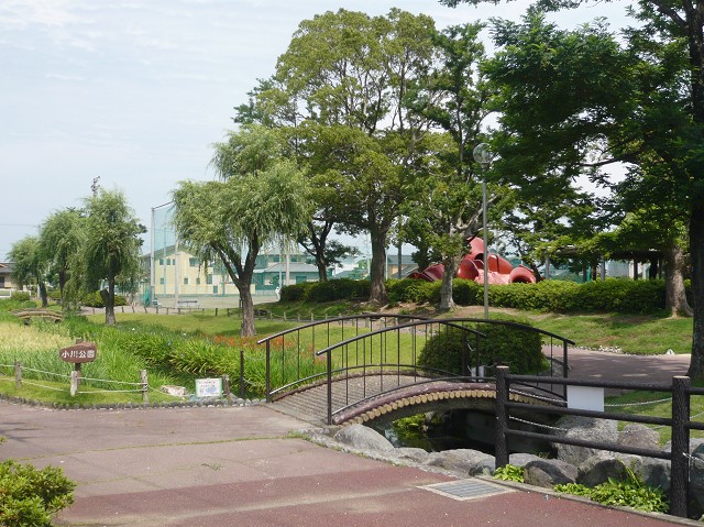 Other. Play equipment was also substantial, "Ogawa park" is a 5-minute walk!