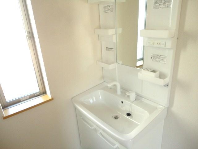 Same specifications photos (Other introspection)