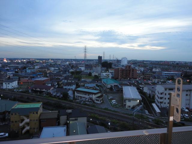 View photos from the dwelling unit. View from the living room, Mount Fuji is visible during the fine weather