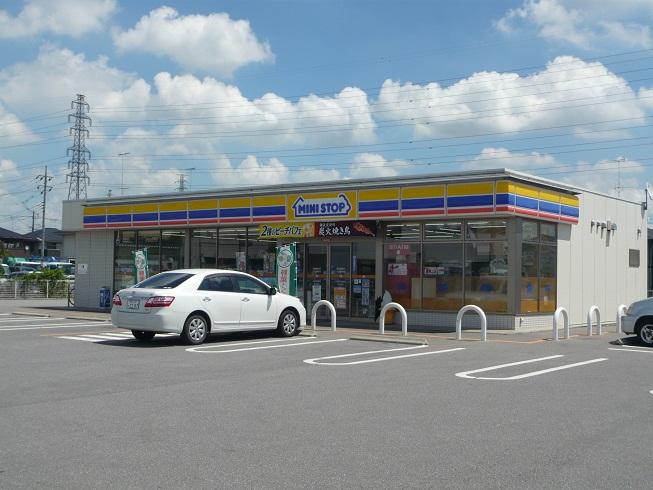 Convenience store. MINISTOP 729m to Koyama Higashijonan shop