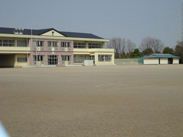 Primary school. 1238m to Koyama City Koyama Seongnam Elementary School