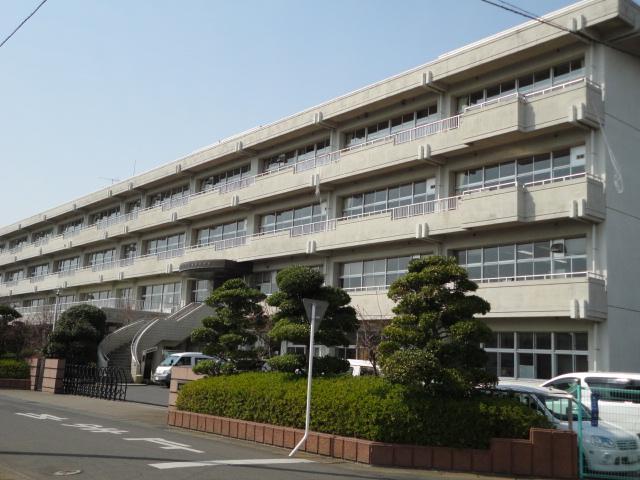 Junior high school. 823m to Koyama City Koyama Seongnam junior high school