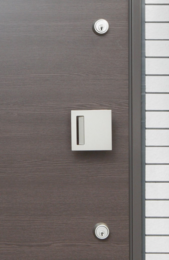 Security.  [Double lock and push-pull door] Entrance door and double locks were installed keyhole in two places, To improve the security of the house. Also, To the entrance door, It has adopted a push-pull door that can be easily opened and closed the door. (Same specifications)