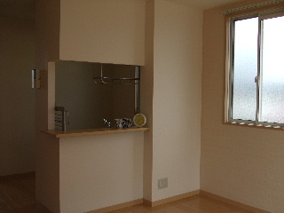 Living and room. It is a family large set in spacious and bright LDK.
