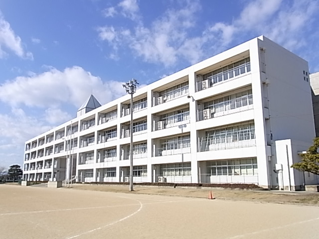 Junior high school. During Ishii 1350m to (junior high school)