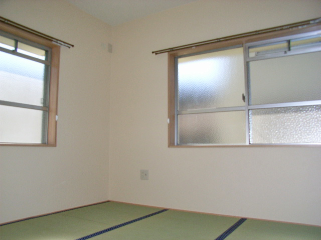 Living and room. The first floor 4.5 Pledge of Japanese-style room.