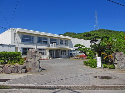 Primary school. Naruto Municipal Naruto Nishi Elementary School 1061m until the (elementary school)