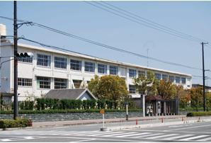 Junior high school. Tokushima Municipal Joto 400m up to junior high school