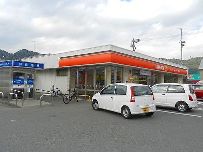 Convenience store. Lawson Tokushima eighty thousand-cho under Fukuman store up (convenience store) 885m