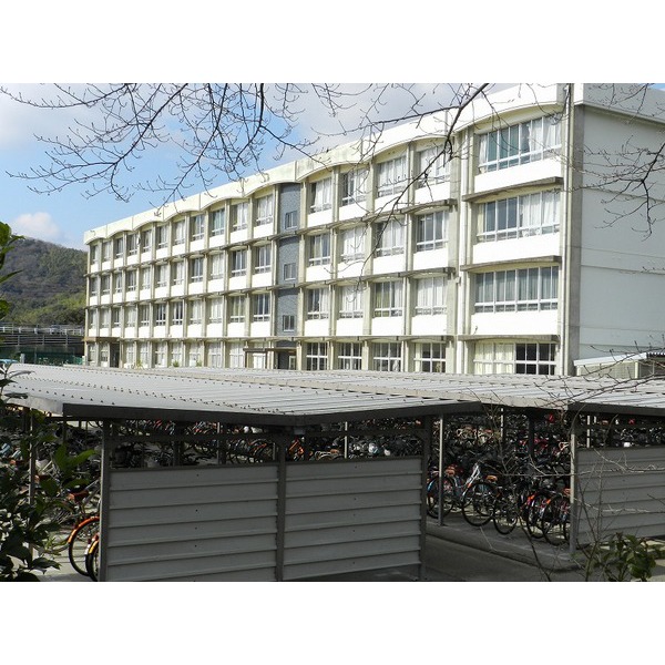 Junior high school. 2719m to Tokushima Municipal southern junior high school (junior high school)