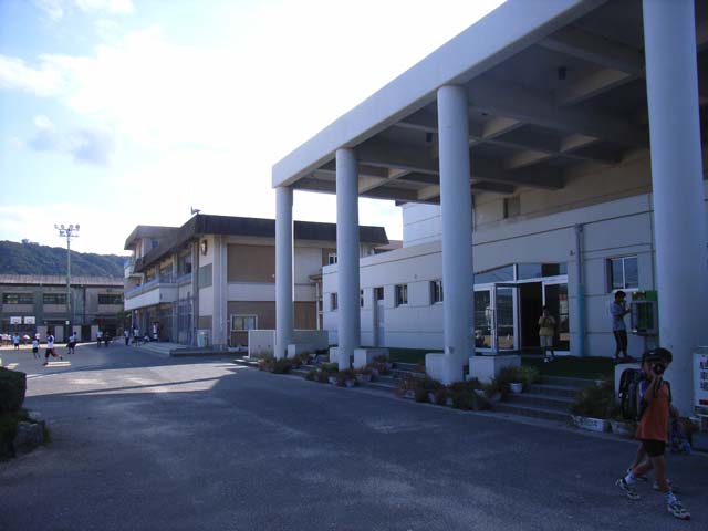 Primary school. Senmatsu up to elementary school (elementary school) 558m