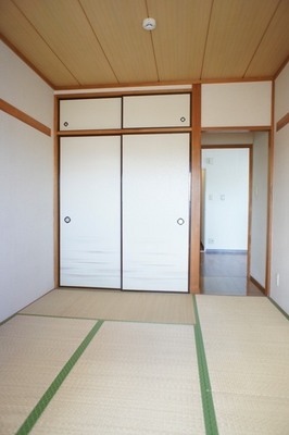 Living and room. Japanese-style room with storage